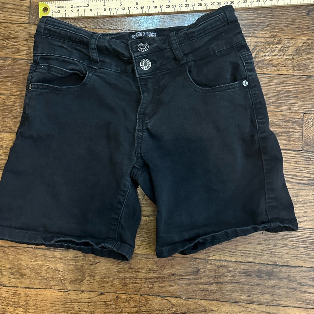 $3 bundle sale Silver crush black long shorts size 3